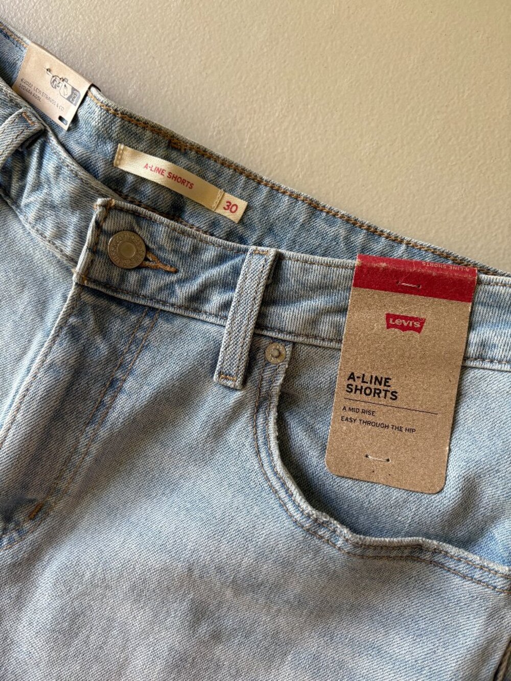 NWT Levi's A Line Denim Shorts